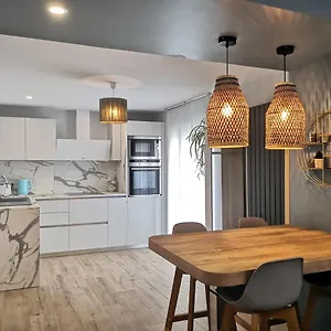 Superbe Cosy T1 Bis 40m2 Independant En Maison Avec Parking Gratuit Caluire-et-Cuire